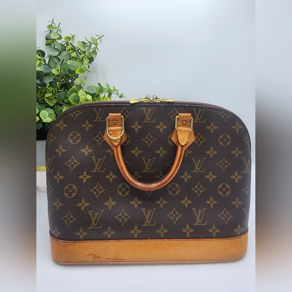 🔥Authentic preloved Louis vuitton Alma PM🔥